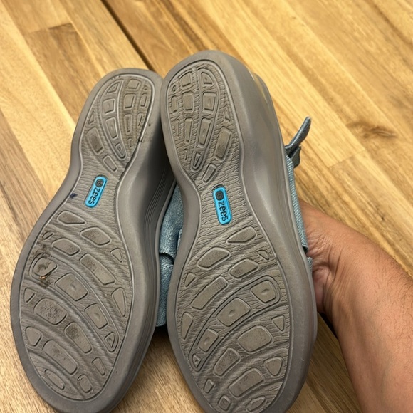 BZEES ⭐️ Daisy sandals - Picture 5 of 6